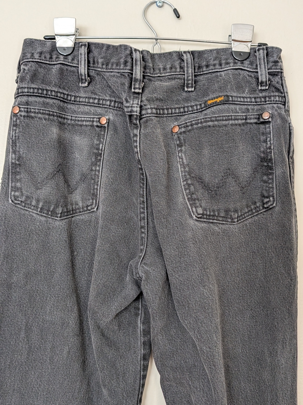 Wrangler Men's Charcoal Relaxed Fit Jeans Cowboy Cut Slim Fit